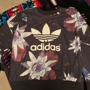 Adidas crew neck